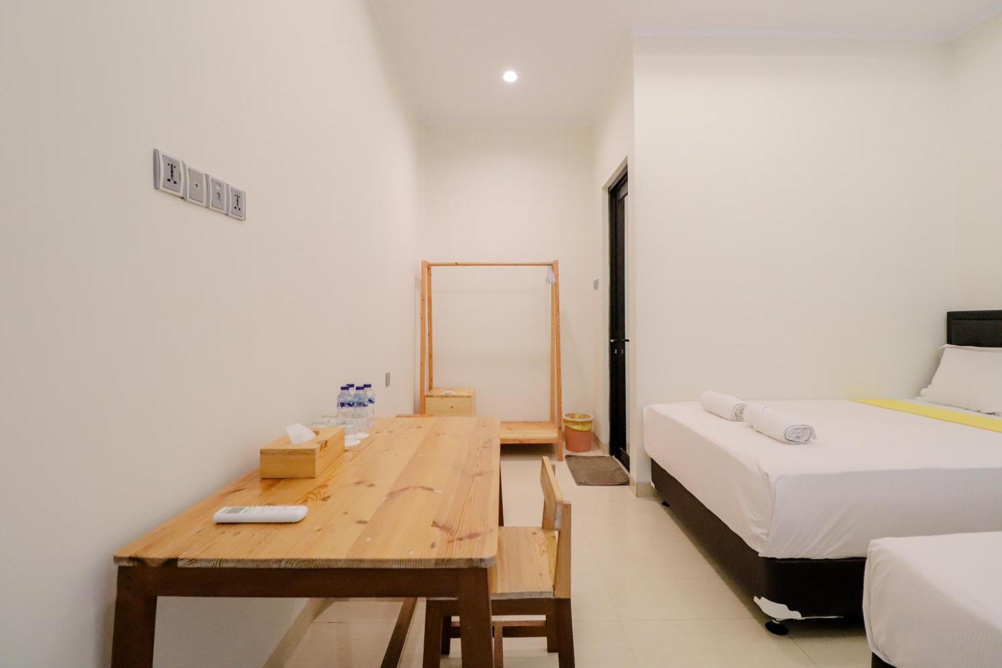 Roemah Kenari Hotel Jogjakarta Buitenkant foto