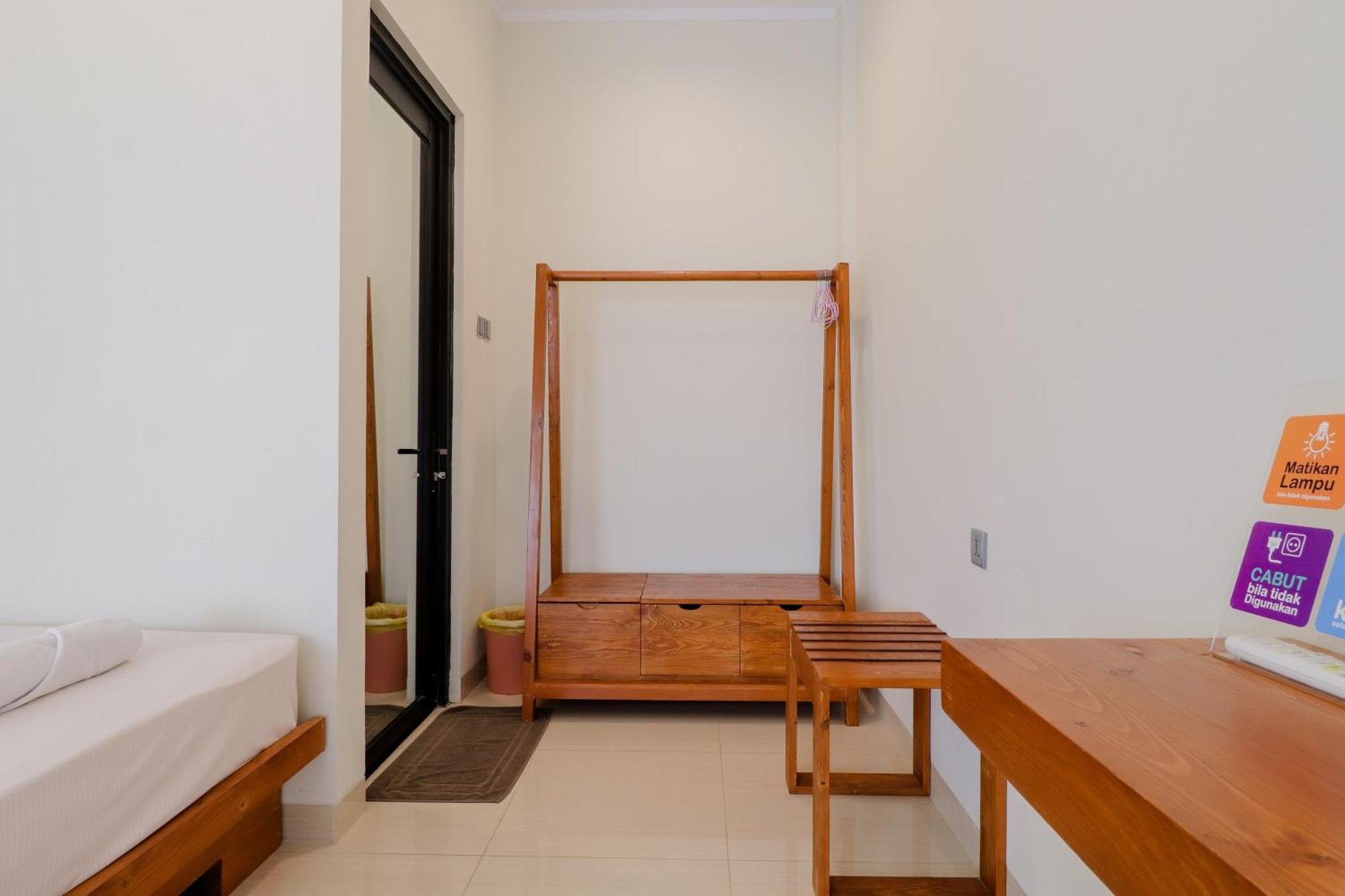 Roemah Kenari Hotel Jogjakarta Buitenkant foto
