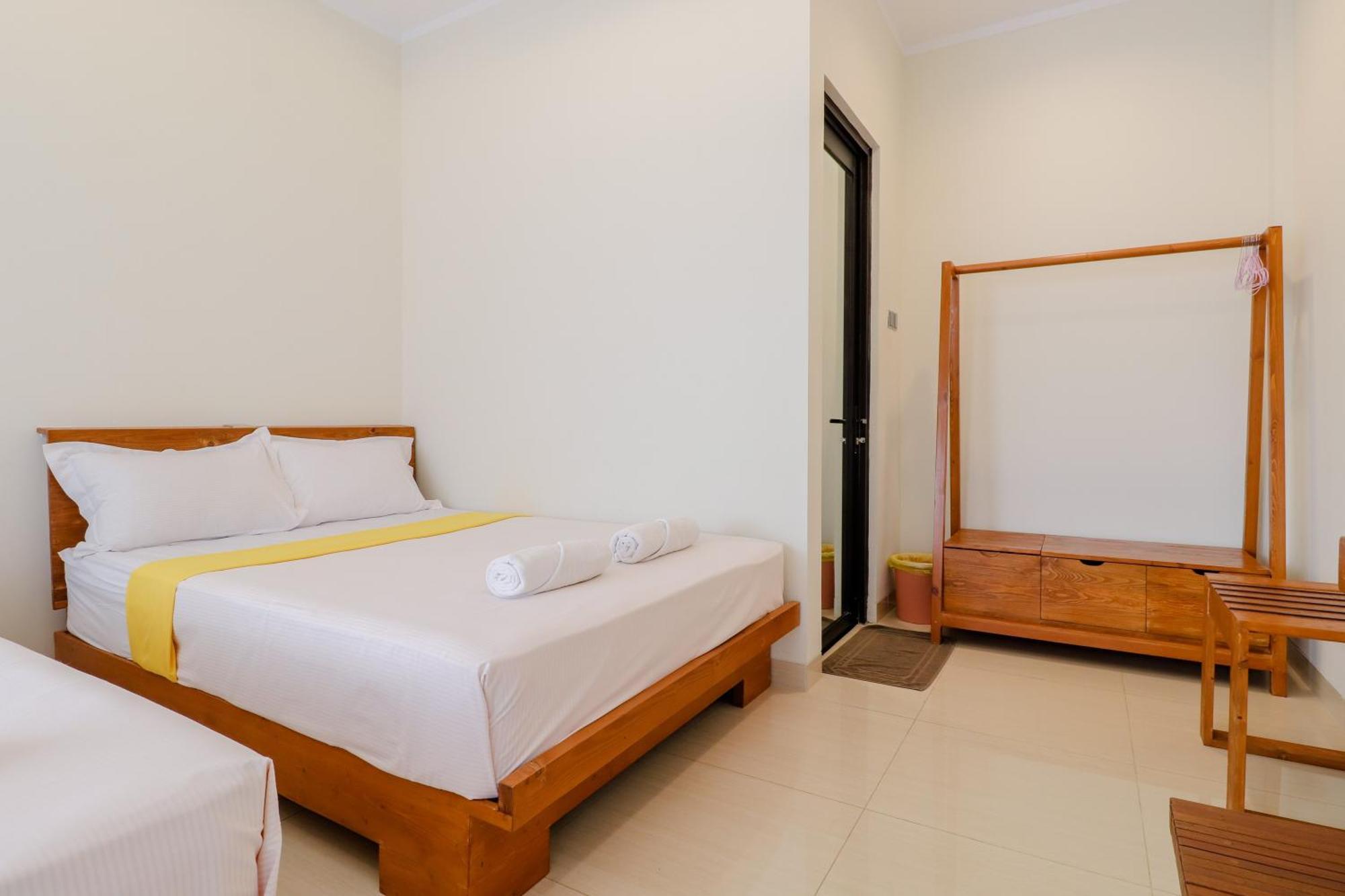 Roemah Kenari Hotel Jogjakarta Buitenkant foto